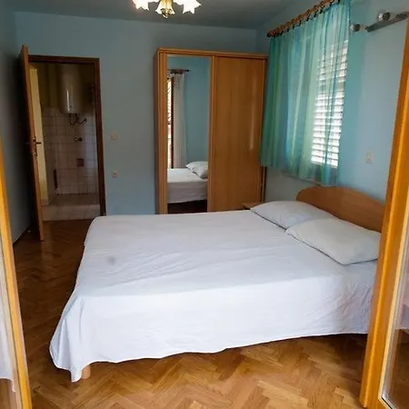 2-bedroom With Terrace In 3542-1 *