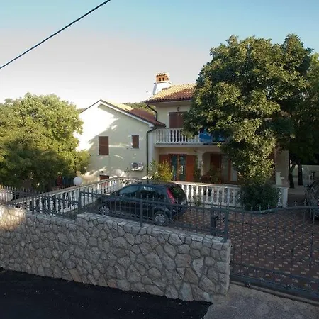 2-bedroom With Terrace In 3542-1 Povile