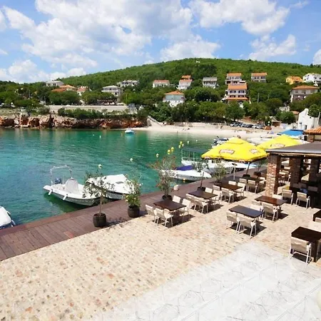 2-bedroom With Terrace In 3542-1 Apartament *