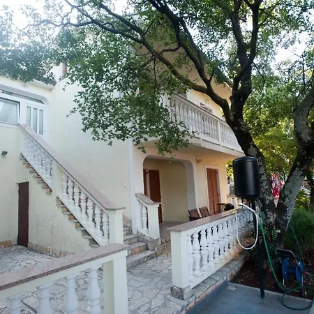 2-bedroom With Terrace In 3542-1 *