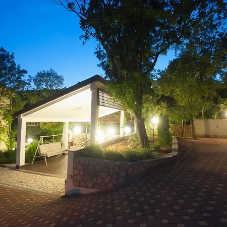 2-bedroom With Terrace In 3542-1 * 波威尔