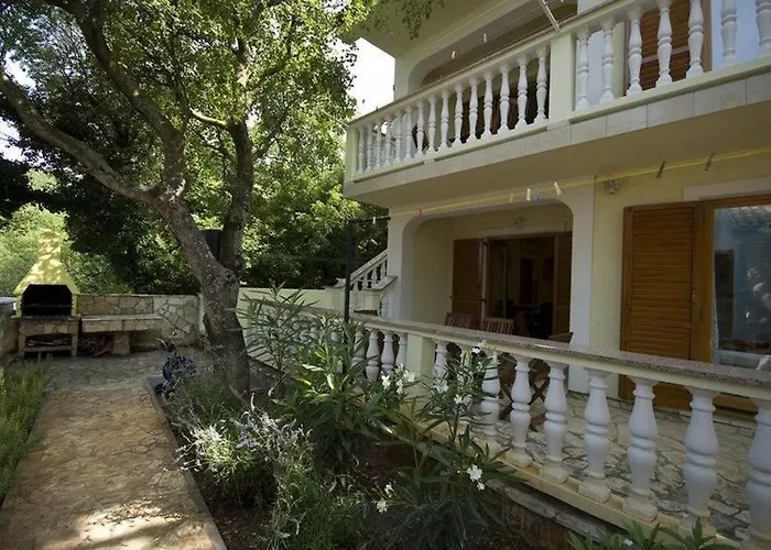 2-bedroom With Terrace In 3542-1 * 波威尔